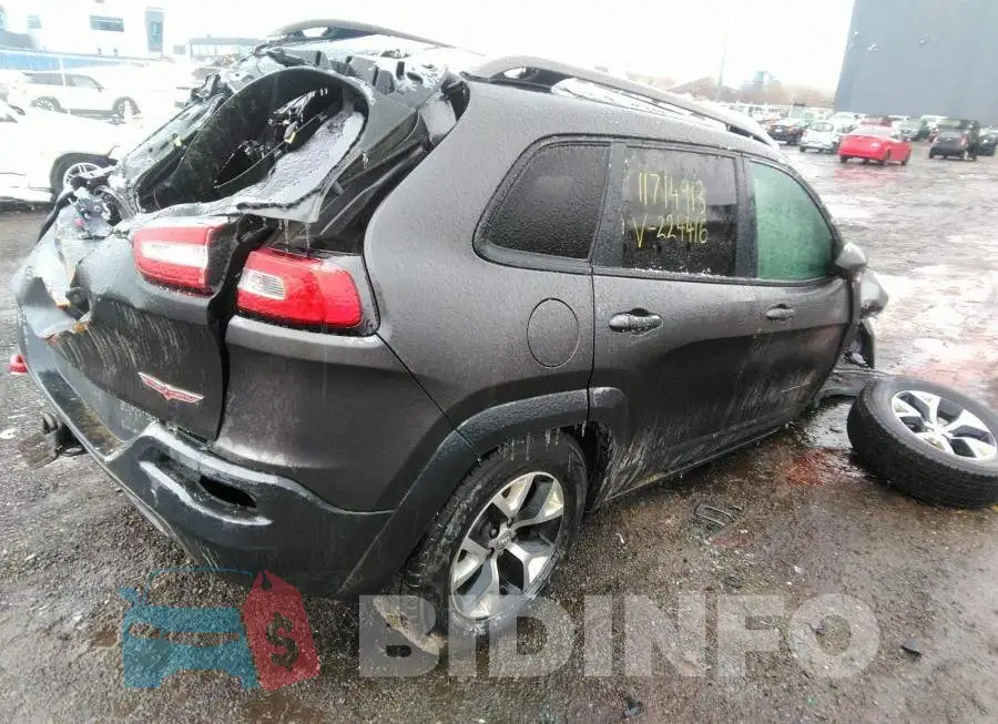 1C4PJMBS8GW224416 Photo# 4