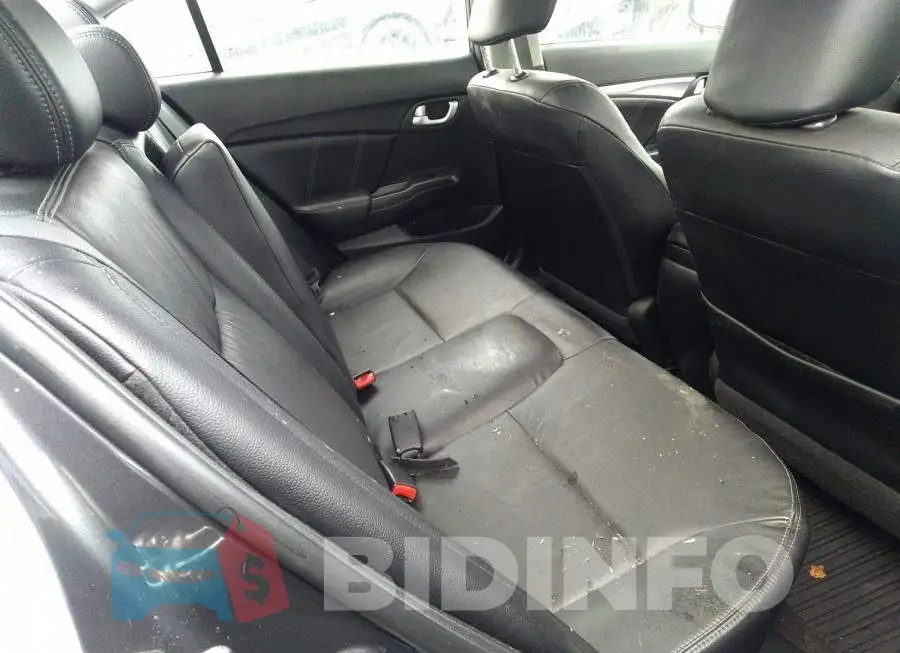 2HGFB2F74FH051768 Photo# 8