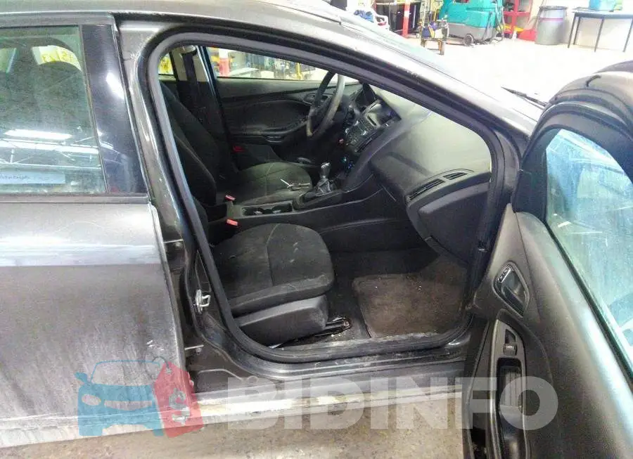 1FADP3E20FL309375 Photo# 5