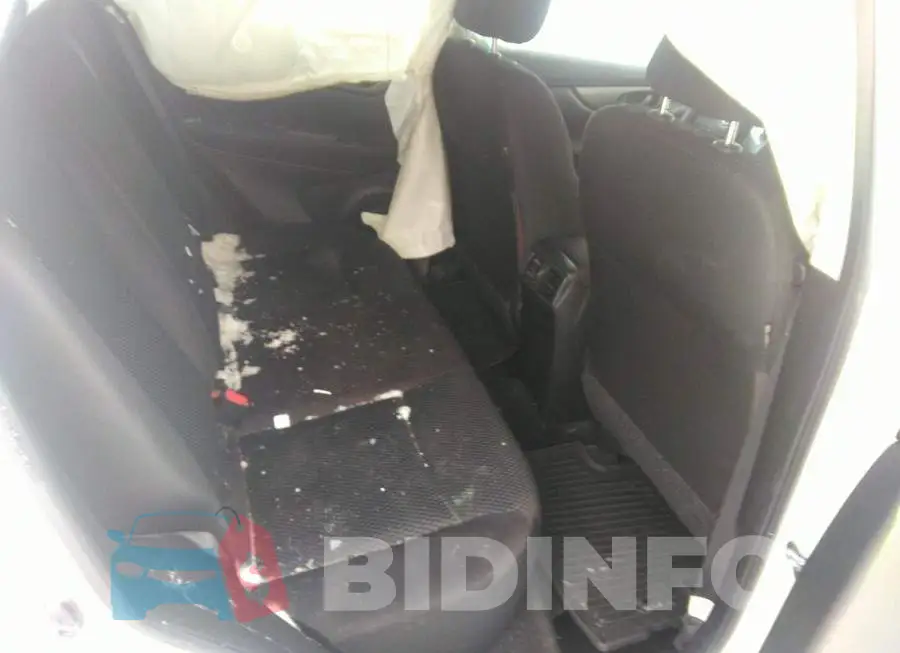 JN1BJ1CR1HW103431 Photo# 8