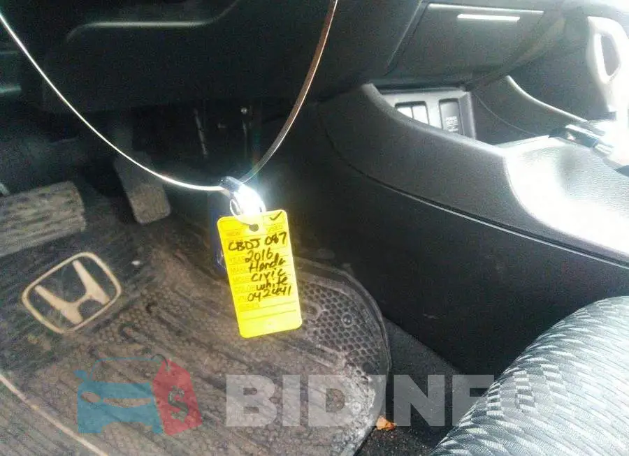 2HGFB2F56FH042441 Photo# 11