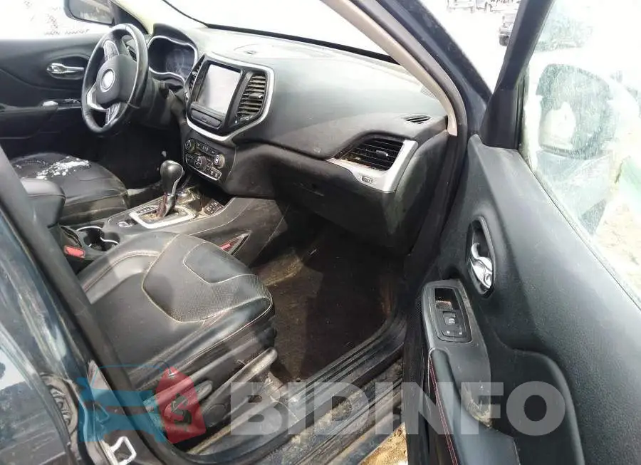 1C4PJMBS8GW200049 Photo# 5
