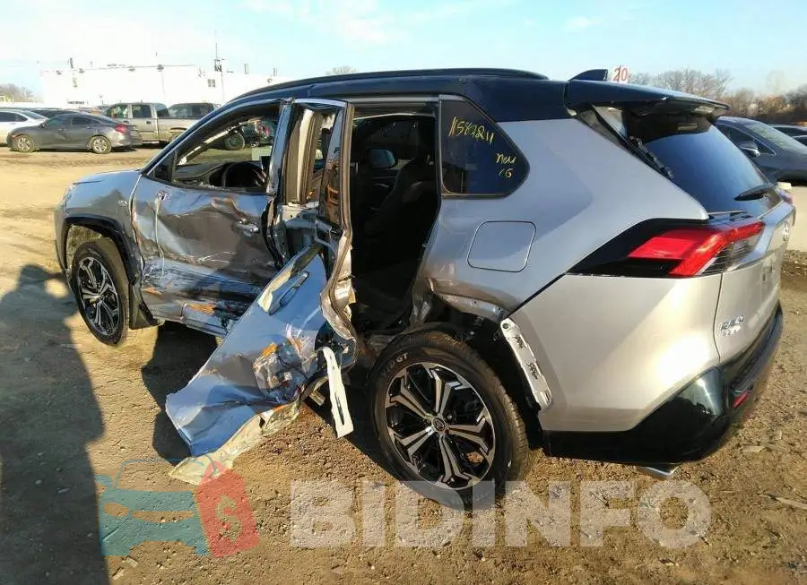 JTMGB3FV1MD014713 Photo# 3