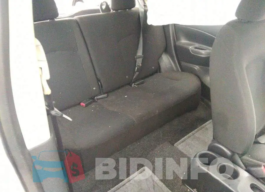 3N1CE2CP5FL370362 Photo# 8