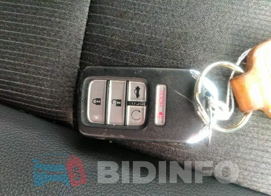 1HGCV2F38MA800123 Photo# 11