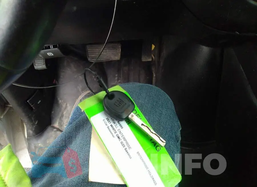 1GTW7BF71M1158692 Photo# 11