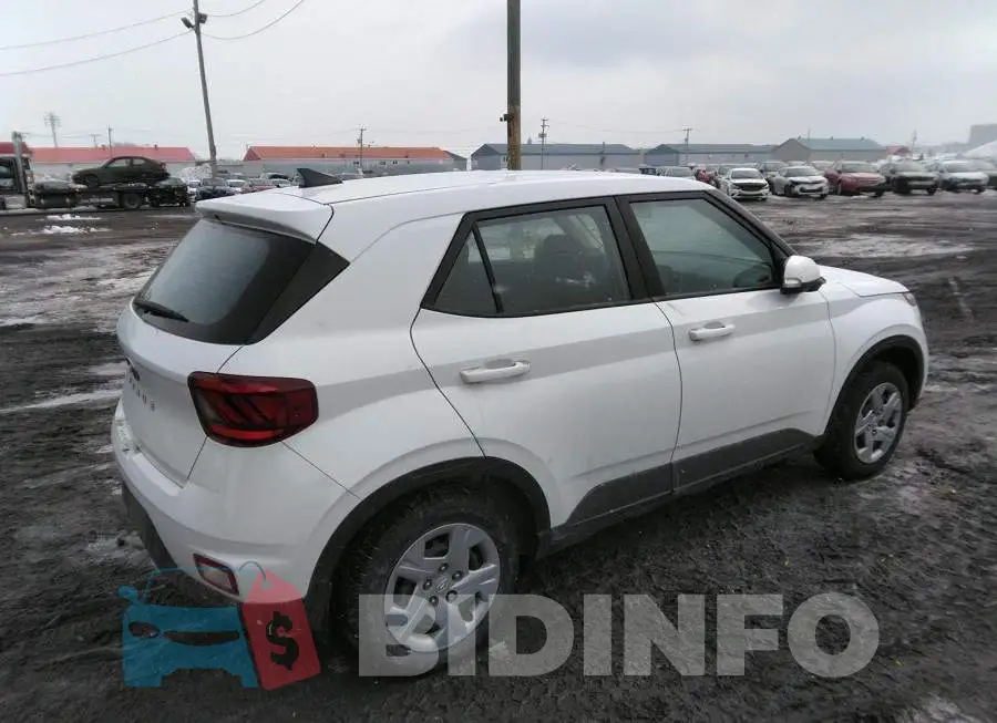 KMHRB8A3XLU059137 Photo# 4