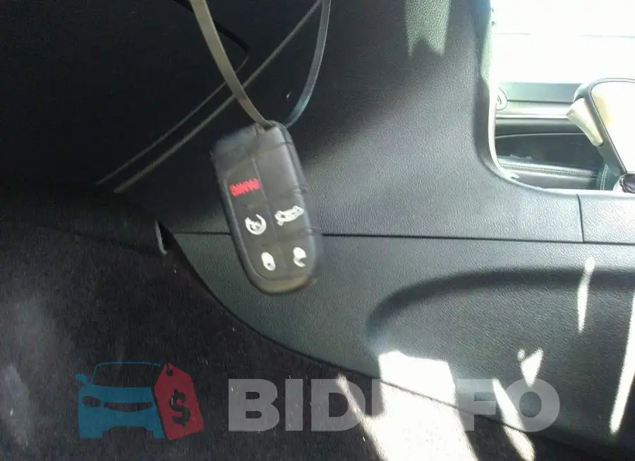 1C4RJFBG2GC309561 Photo# 11