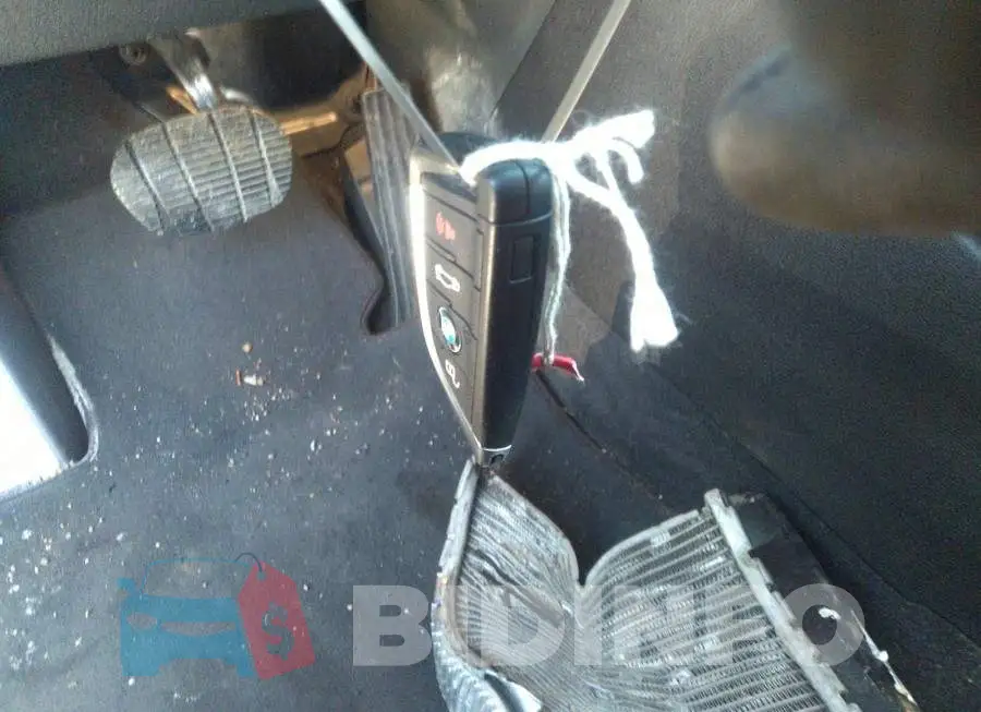 WBXJG9C03M3M76363 Photo# 11