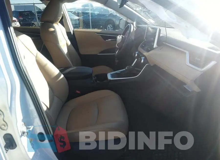 2T3D1RFV7KW007712 Photo# 5