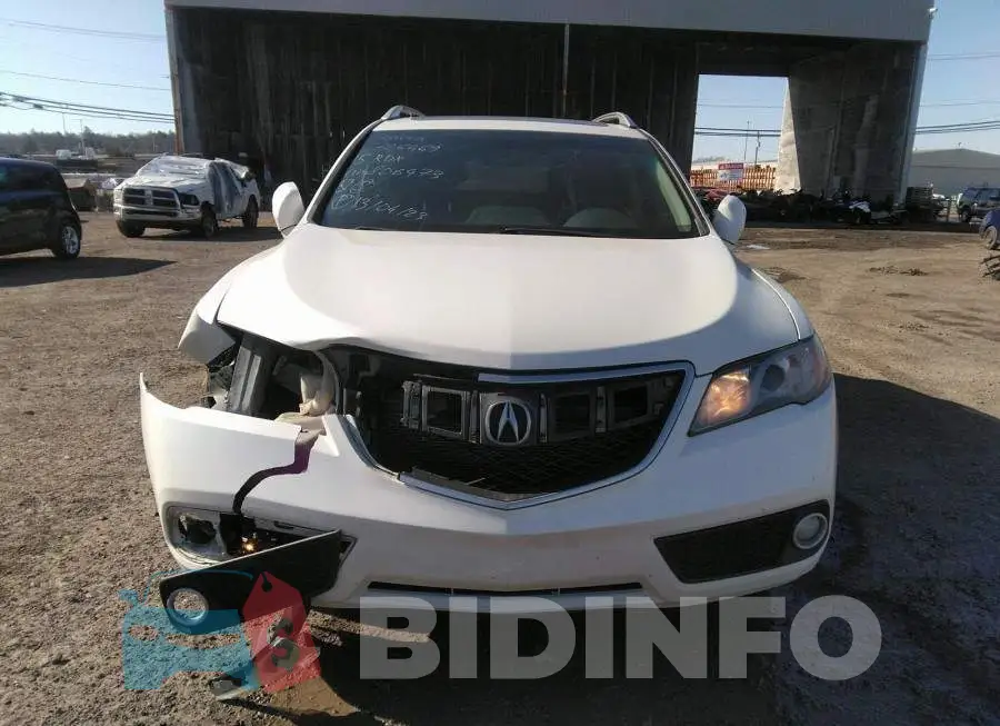 5J8TB4H57FL806473 Photo# 6