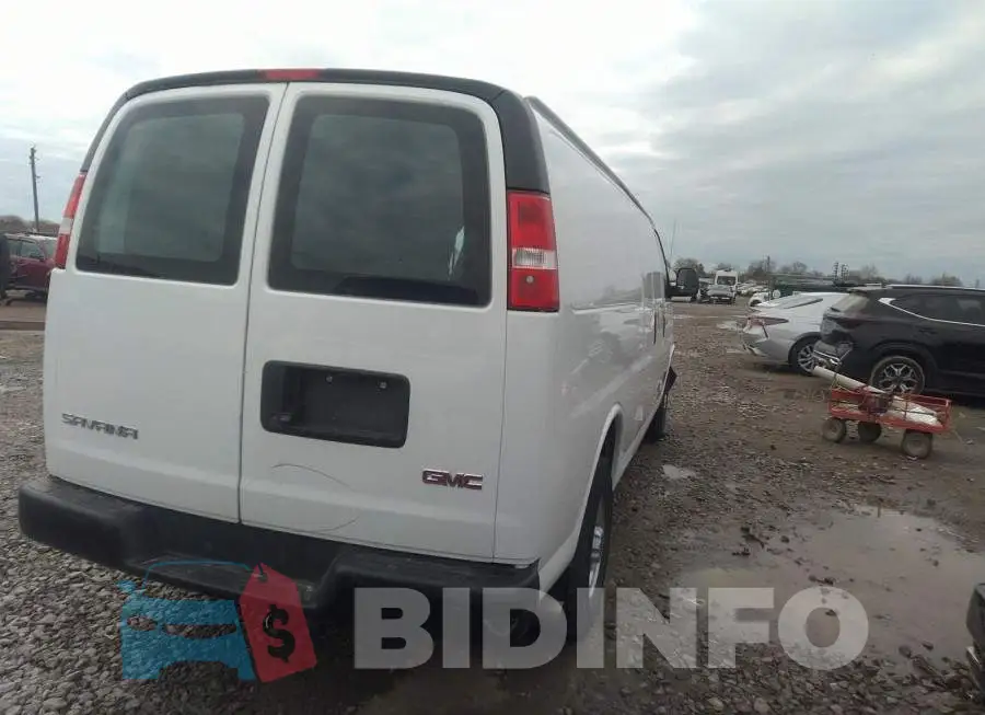 1GTW7BFP9N1213634 Photo# 4