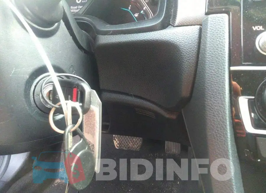 2HGFC2F55MH013717 Photo# 11