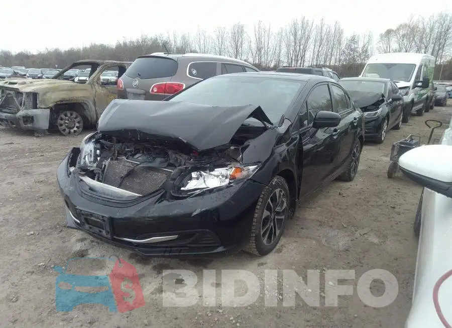 2HGFB2F58FH016004 Photo# 2
