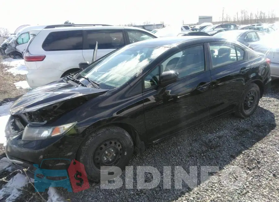 2HGFB2E41FH032151 Photo# 2
