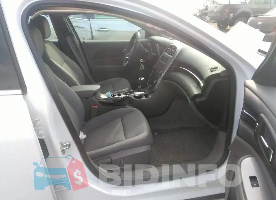 1G11A5SAXGF138357 Photo# 5