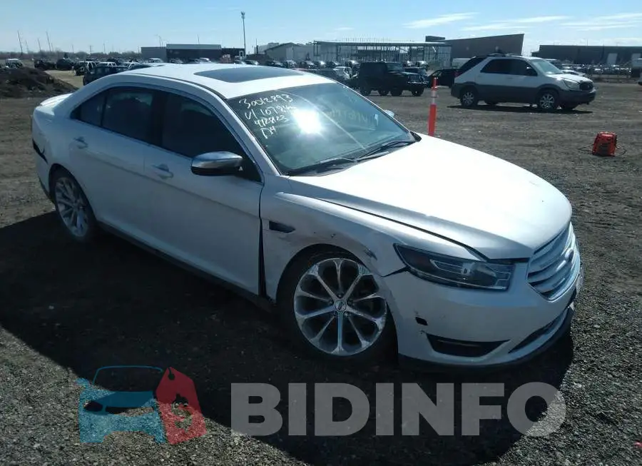 1FAHP2J8XGG107840 Photo# 1