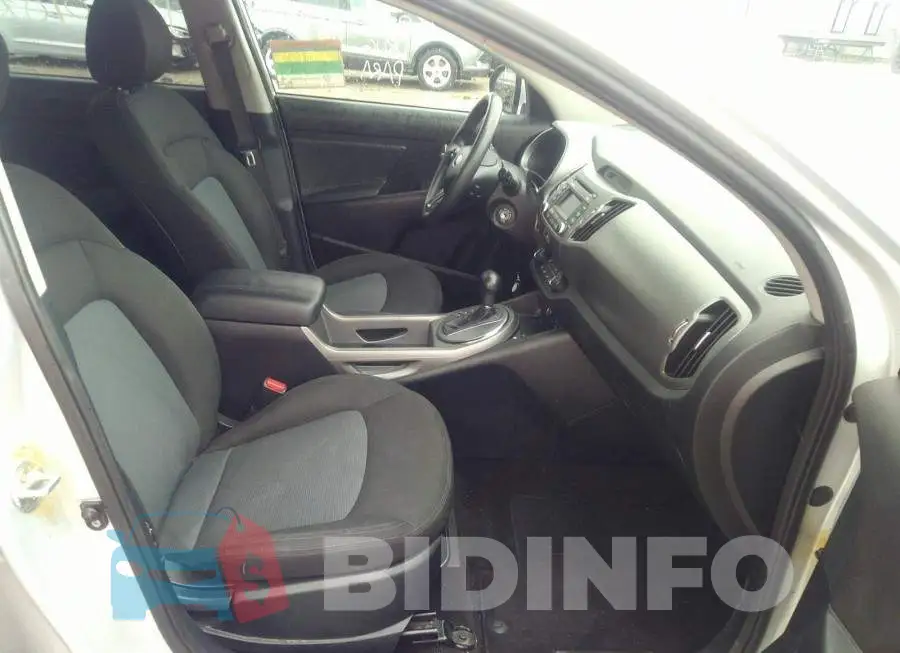 KNDPB3AC3F7670872 Photo# 5