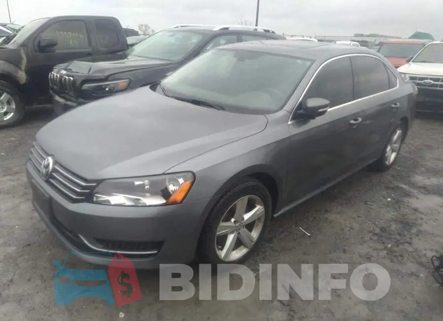 1VWBS7A34FC110204 Photo# 2