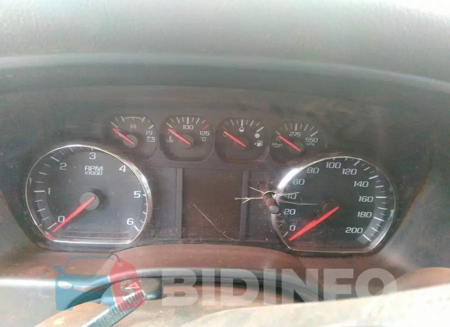1GT12REG1JF263590 Photo# 7