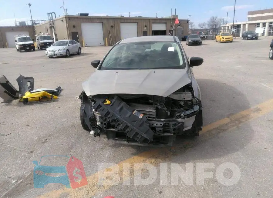 1FADP3F2XFL272222 Photo# 6