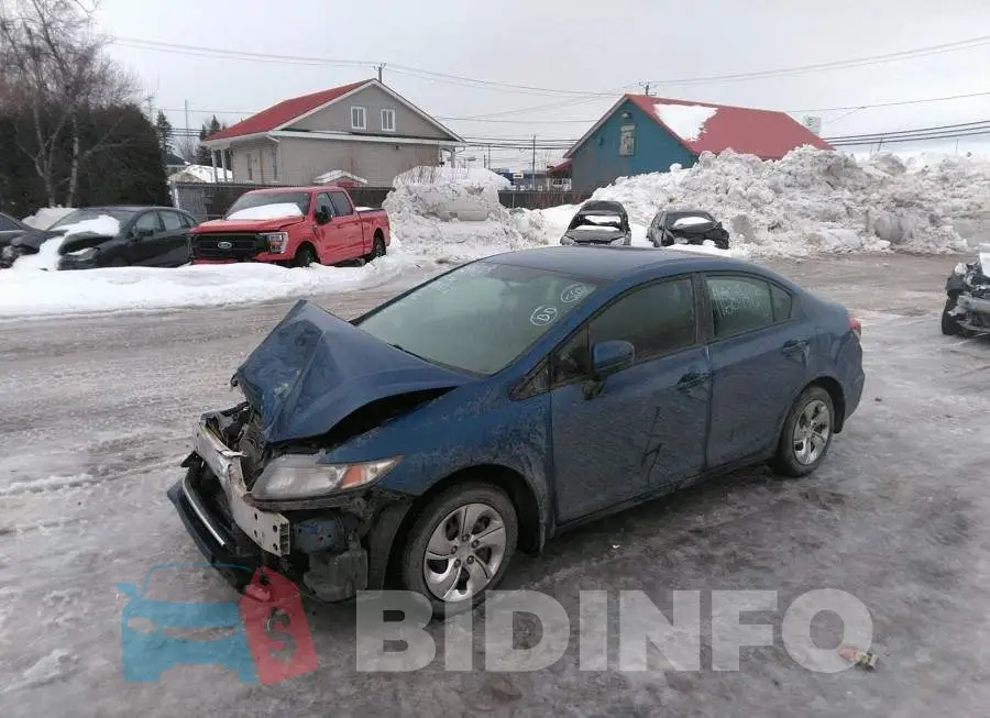 2HGFB2E42FH046432 Photo# 2