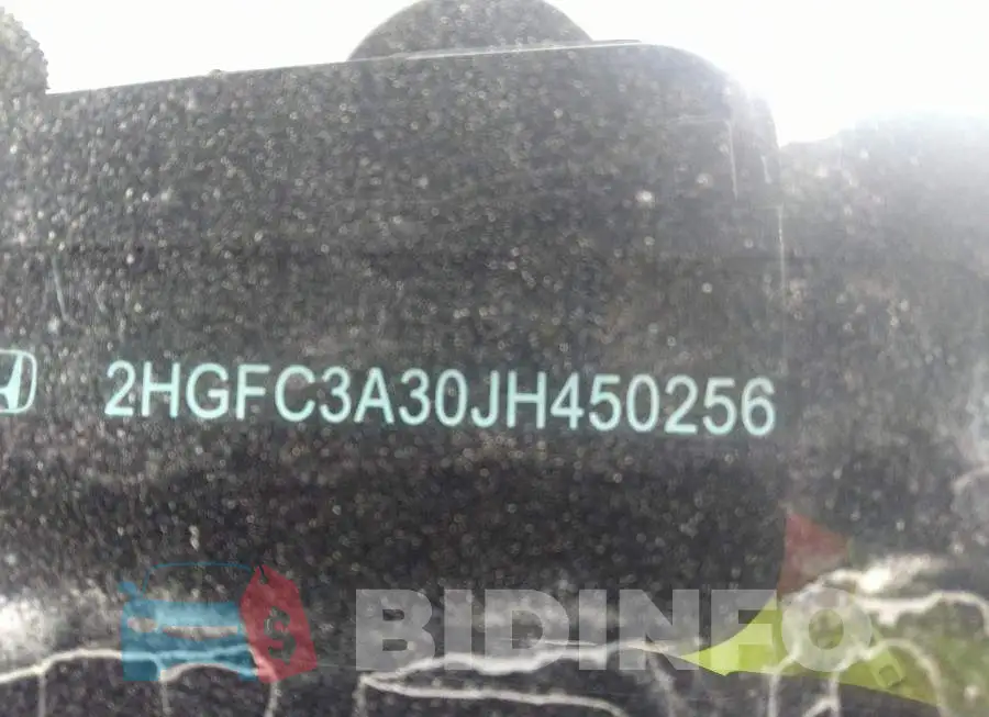 2HGFC3A30JH450256 Photo# 9