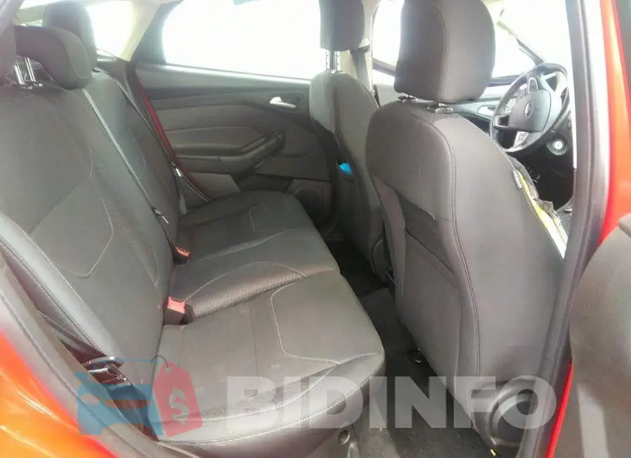1FADP3K20GL308328 Photo# 8