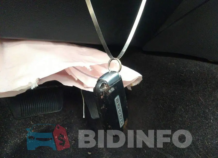 2C3CDXJG0GH286528 Photo# 11