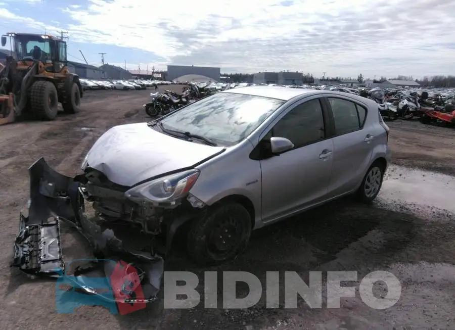 JTDKDTB35F1585196 Photo# 2
