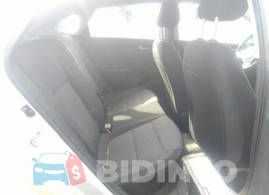 3KPC25A39KE046207 Photo# 8