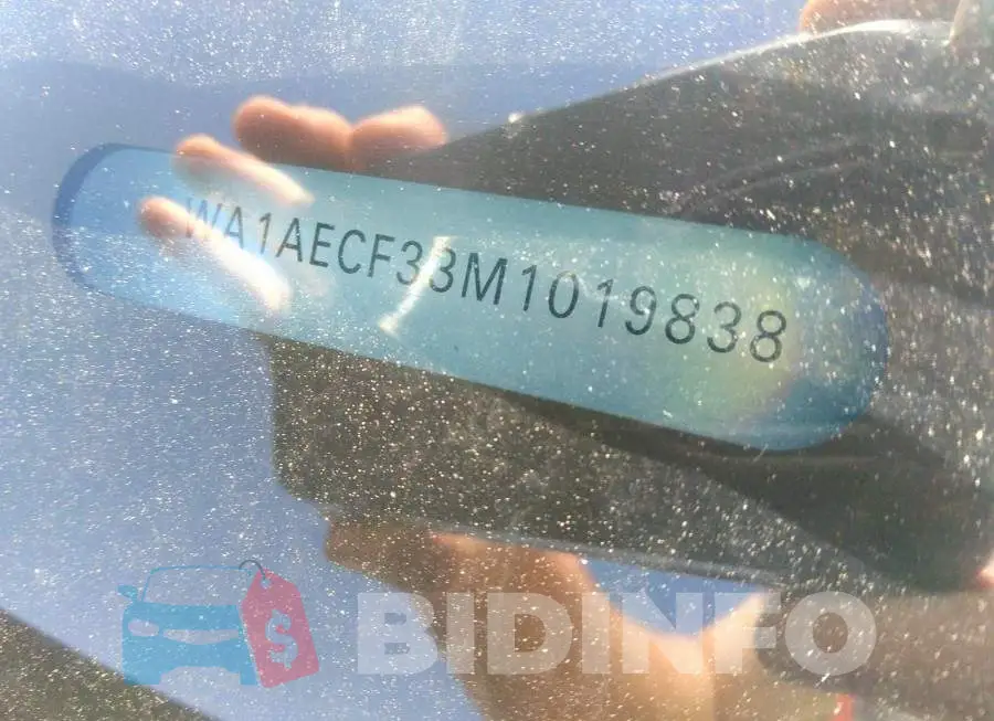 WA1AECF33M1019838 Photo# 9