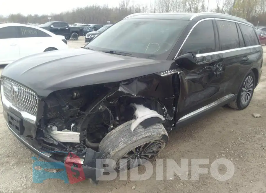 5LM5J7XC7LGL09870 Photo# 6