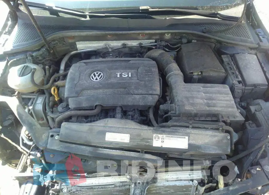 3VW017AU8HM517107 Photo# 10