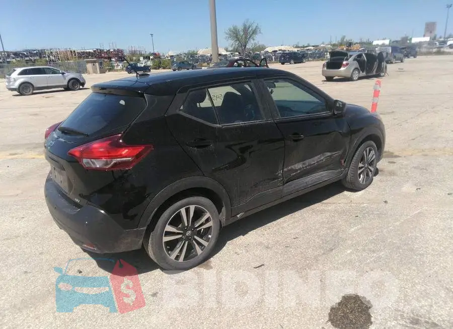3N1CP5CV5LL550463 Photo# 4