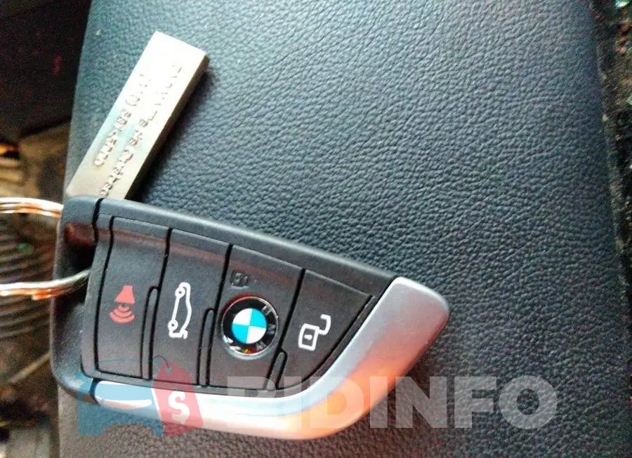5UXTY5C08M9F91809 Photo# 11