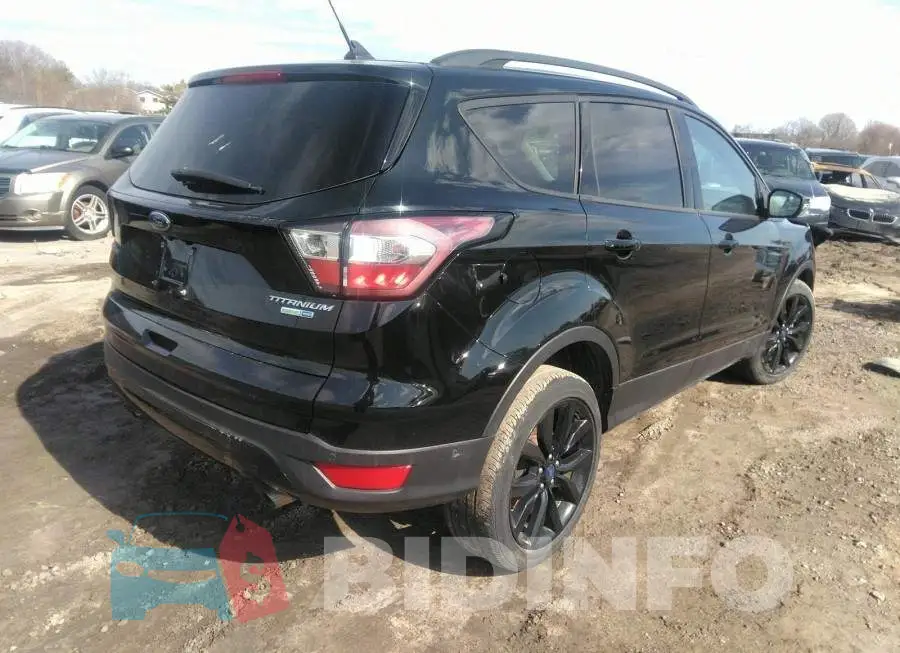 1FMCU9J96JUC83058 Photo# 4