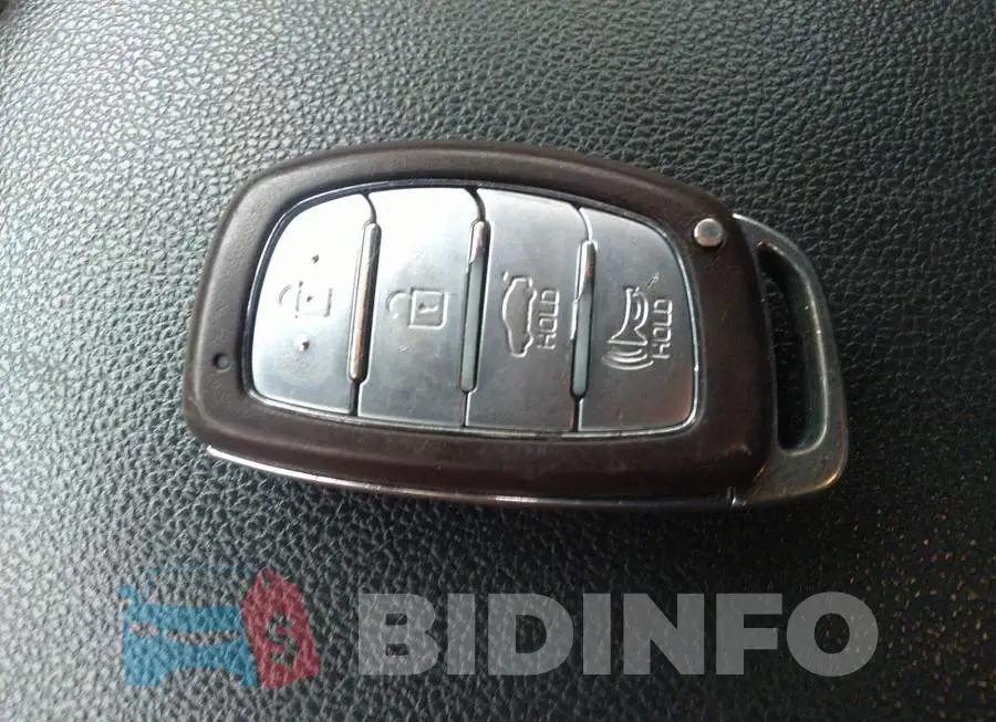 KMHD84LF8KU801073 Photo# 11