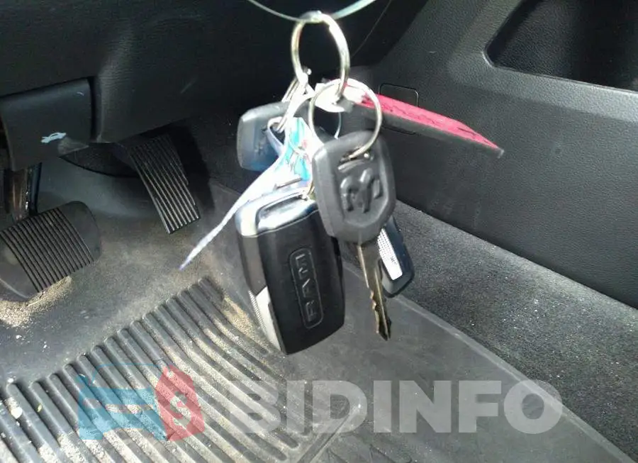 1C6SRFLMXNN118008 Photo# 11