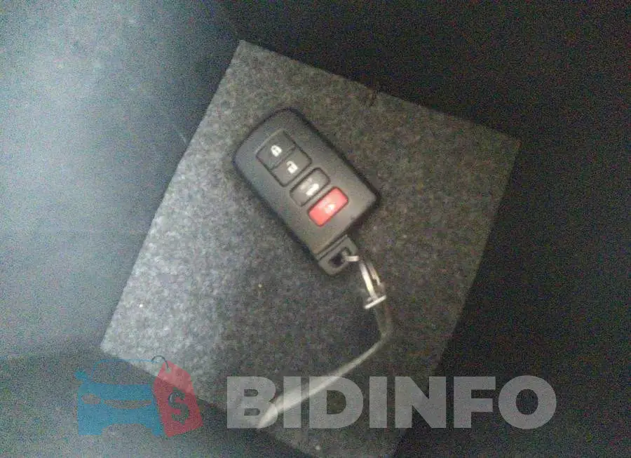 2T1BURHE3FC255791 Photo# 11