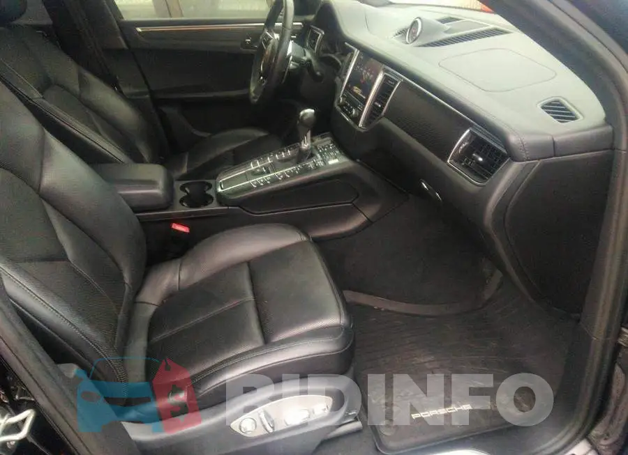 WP1AB2A5XHLB11149 Photo# 5