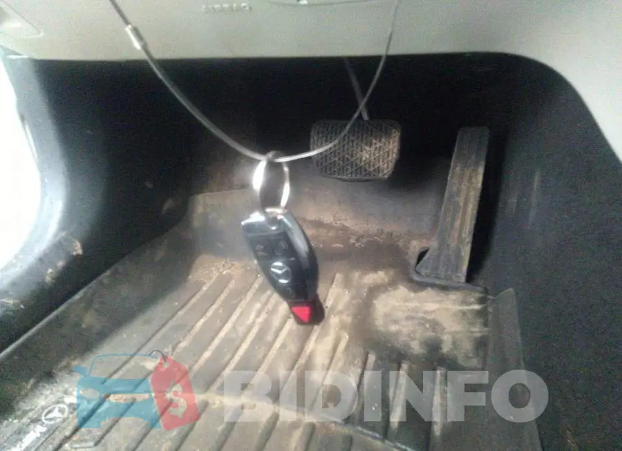WDDWJ4KB3JF690893 Photo# 11