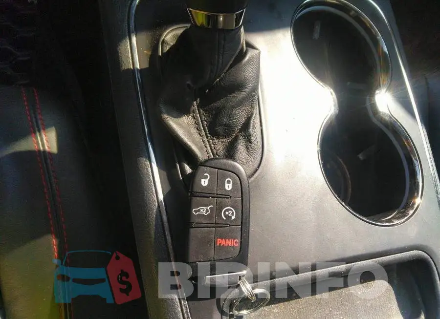 1C4RDJDGXJC330821 Photo# 11