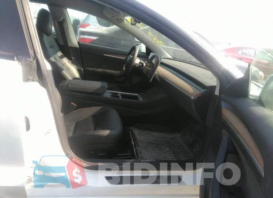 5YJ3E1EB8NF273159 Photo# 5