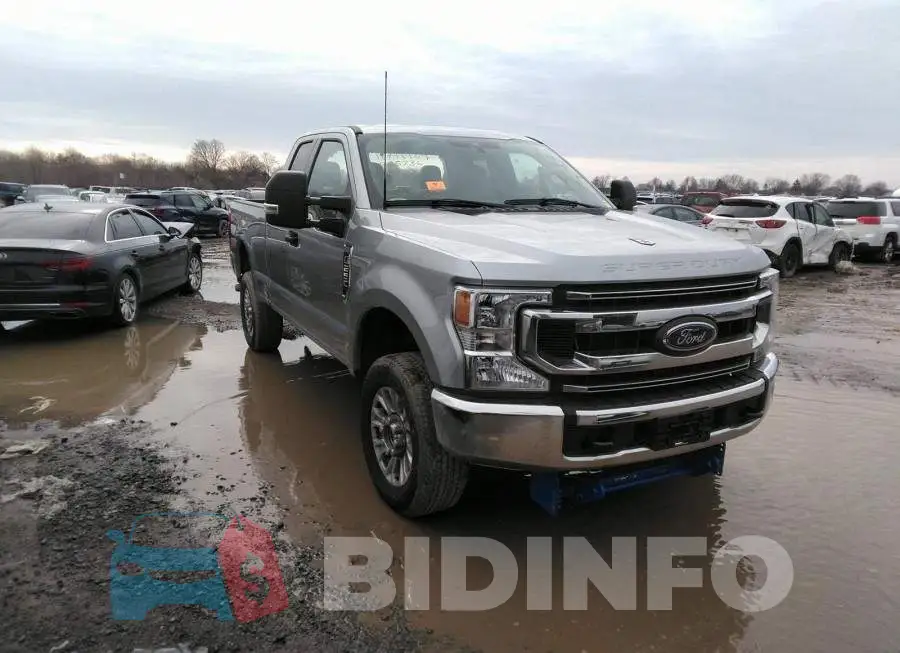 1FT7X2B6XNED35736 Photo# 1