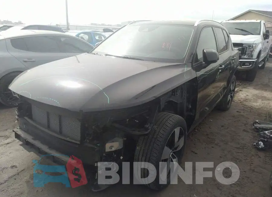 YV4162UK3M2577042 Photo# 2