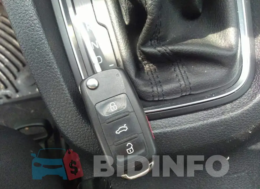 3VW2B7AJ8HM217840 Photo# 11