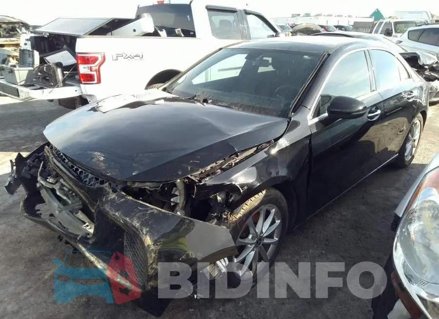 WDD3G4FB5LW038730 Photo# 2