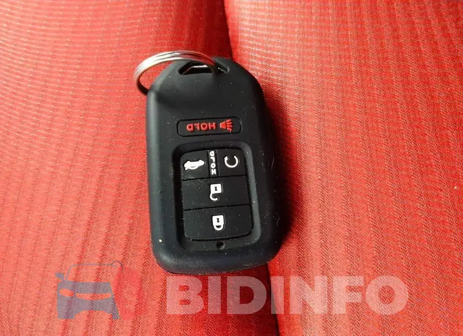 2HGFB6E55FH200311 Photo# 11