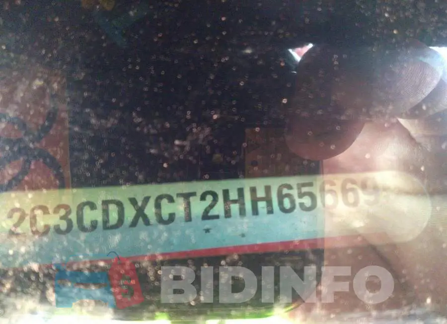2C3CDXCT2HH656695 Photo# 9